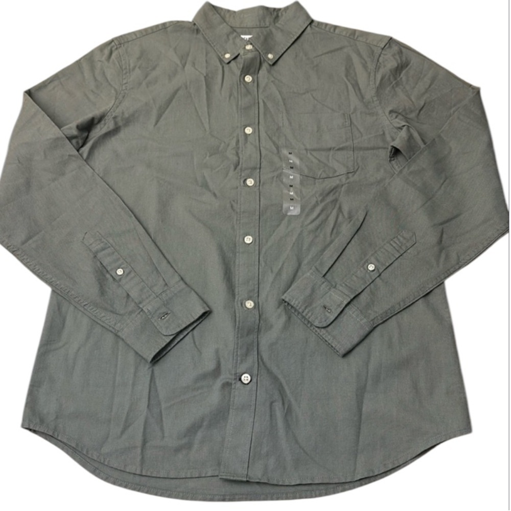 GAP 100% cotton button down shirt